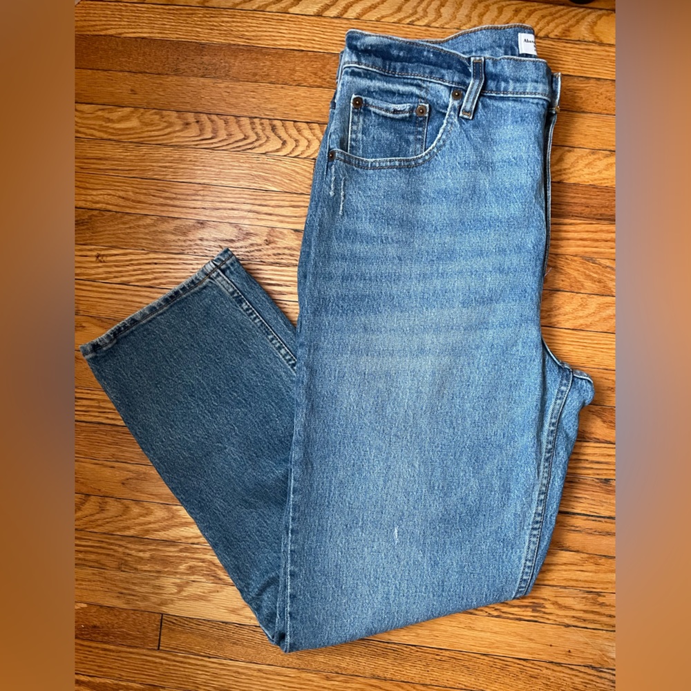 Abercrombie & Fitch Ultra High Rise 90s Straight Jeans - 31 short